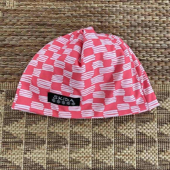 Skida Hat - Picture 1 of 3